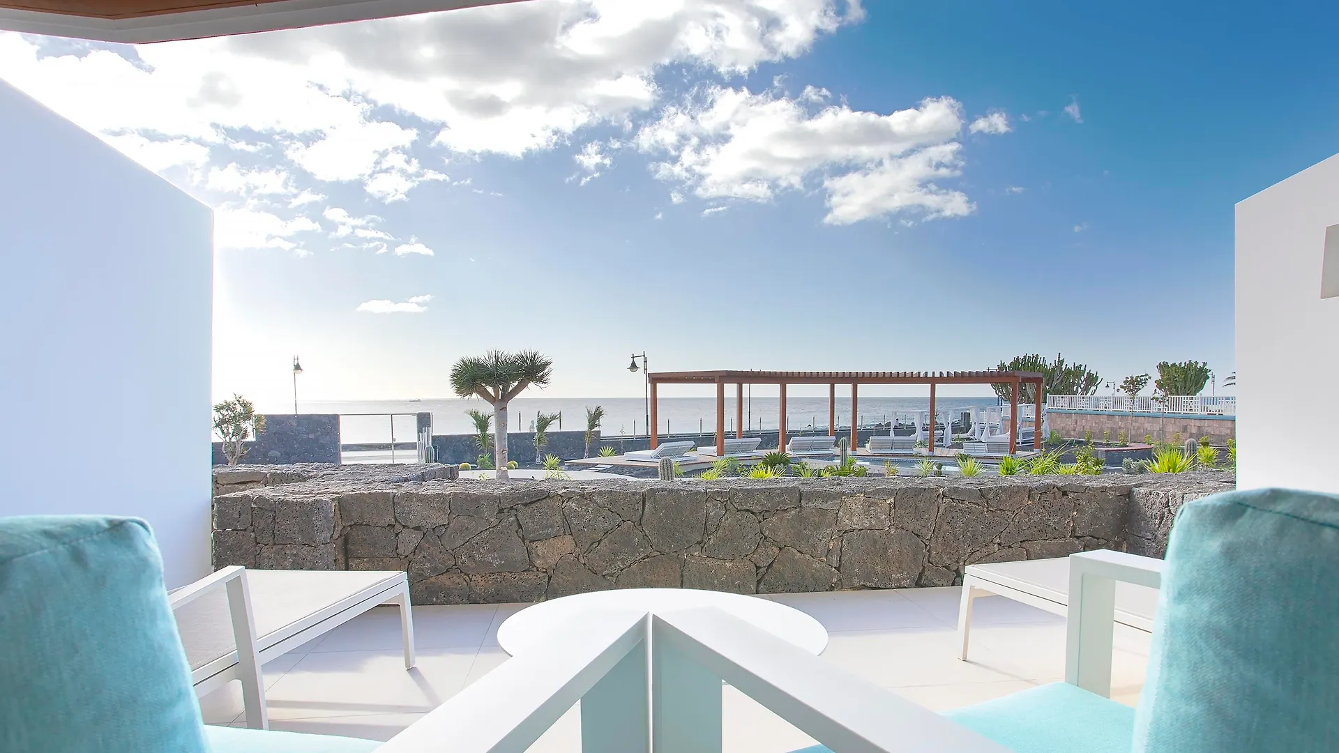 Hotel Lava Beach Puerto del Carmen  5*, Puerto del Carmen (Lanzarote) Spagna